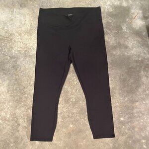 Fabletics 3/4 Length Leggings